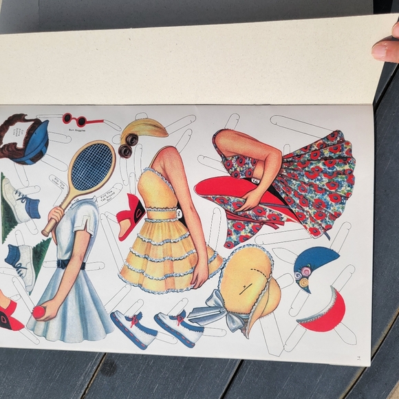 Glamour Girl Paper Doll Book by Queen Holden (Uncut) ~ Vintage Fashion Look ~ - Picture 13 of 16